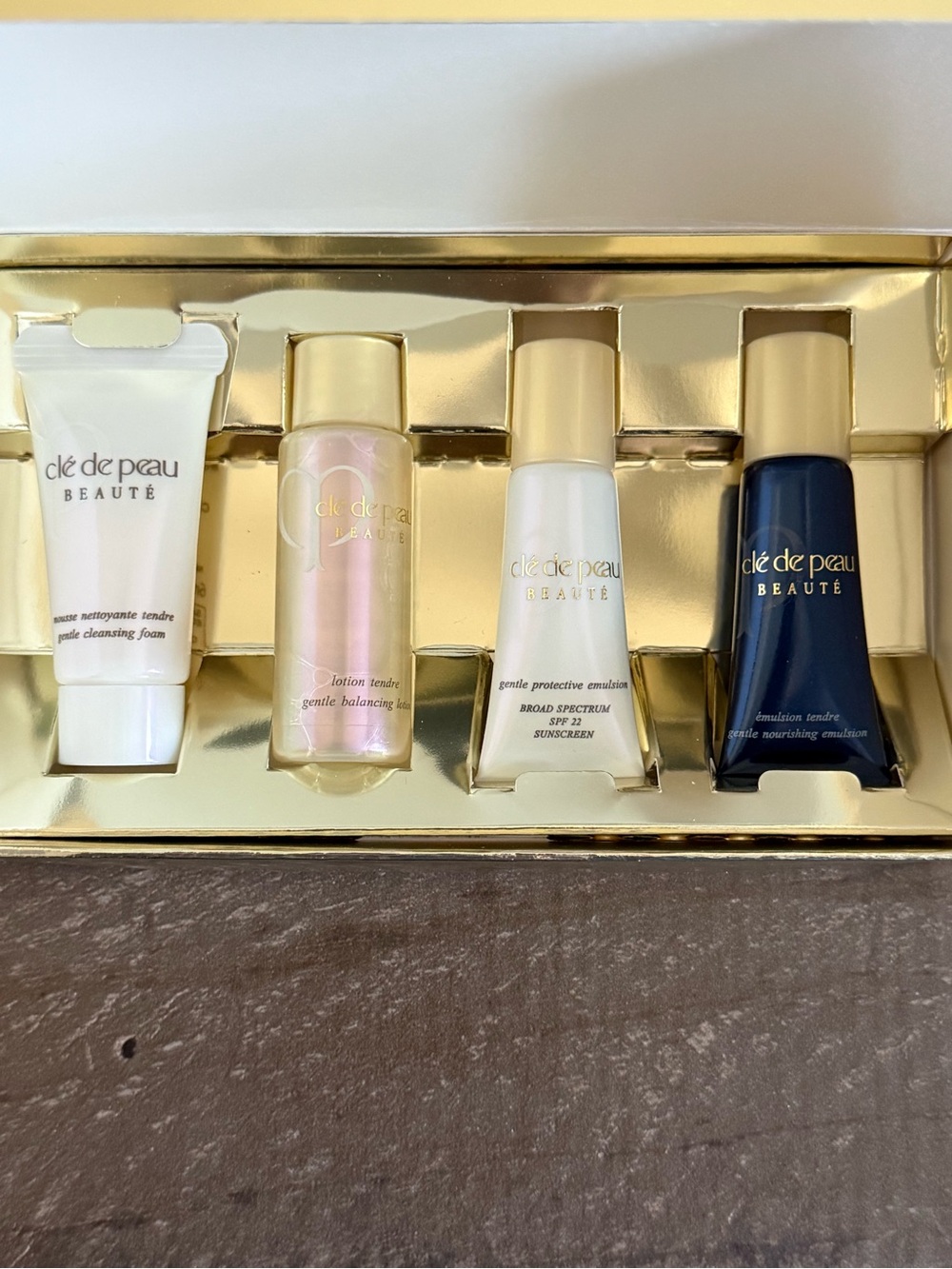 cle de peau mini gentle skincare set with cleansing foam, lotion & emulsion